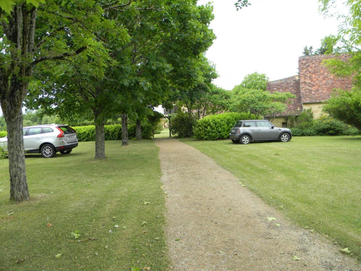 La Ferme De L'Embellie Gites Et Chambres D'Hotes Le Buisson-de-Cadouin Bagian luar foto